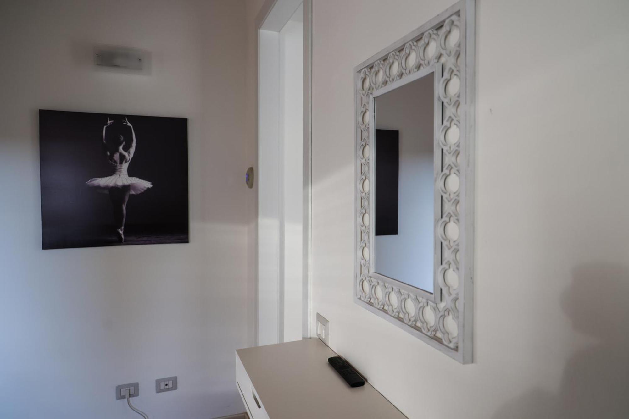 La Casa Di Rosy Apartment Oleggio Ngoại thất bức ảnh