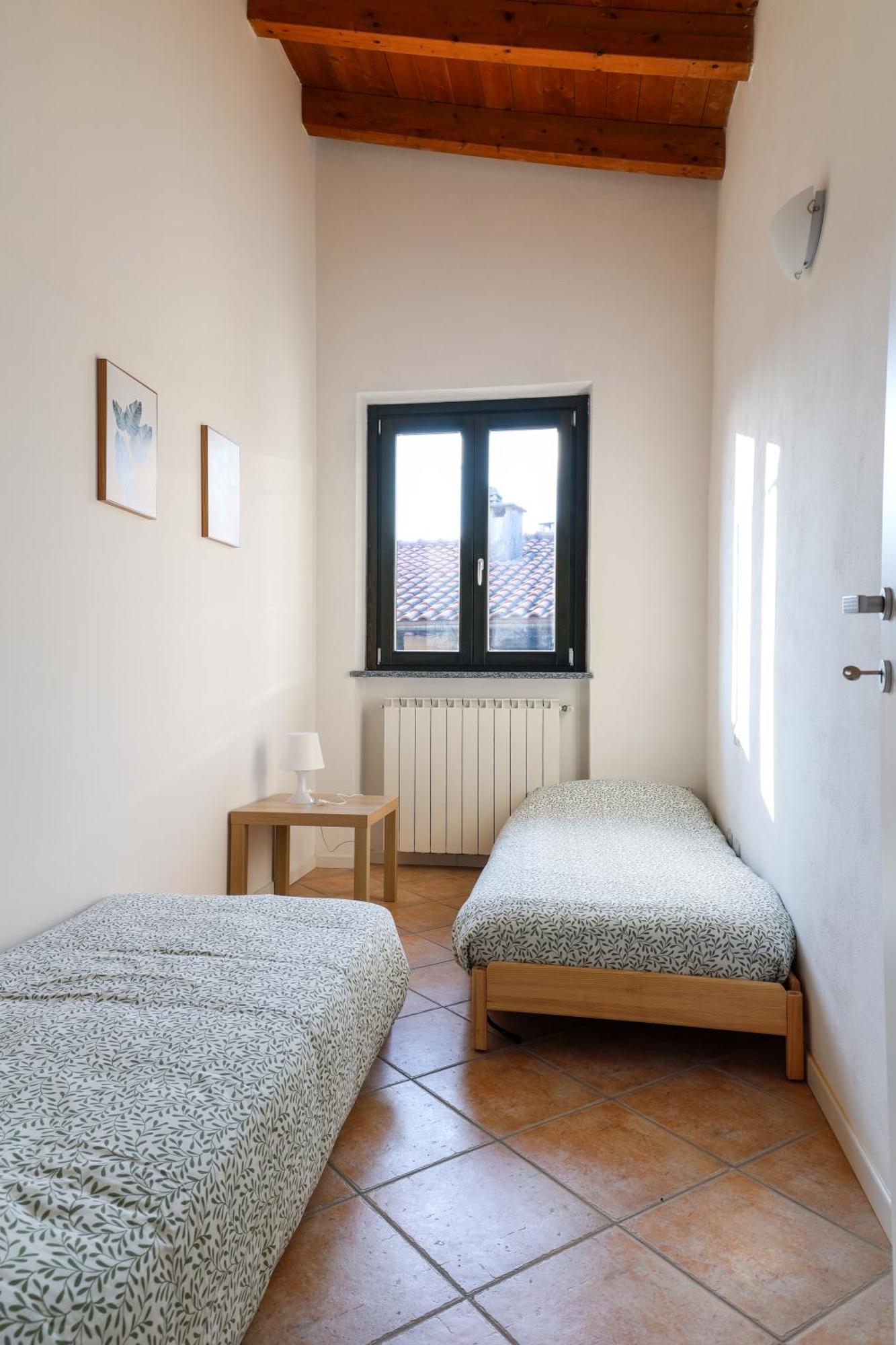 La Casa Di Rosy Apartment Oleggio Ngoại thất bức ảnh